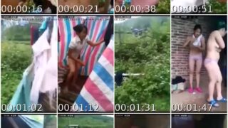 Chinese Village Women nagpalit ng Damit sa Tabing Ilog